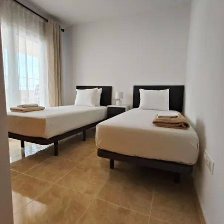 Διαμέρισμα De 3 *